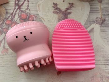 Brosse nettoyante visage et outil de nettoyage pour pinceaux neufs