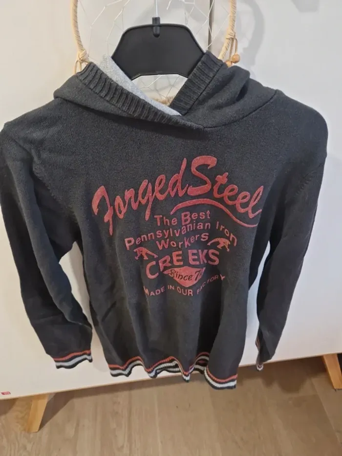 Pull à capuche garçon
