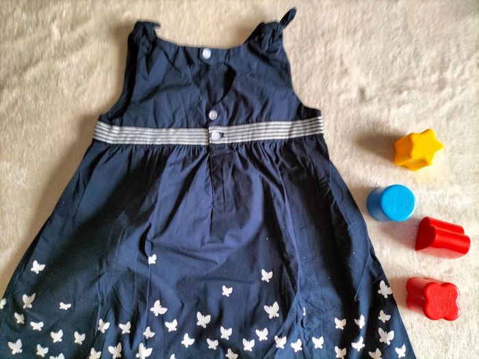 Robe taille 23 mois - photo numéro 4