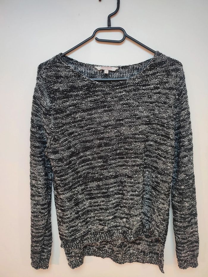 Pull moucheté