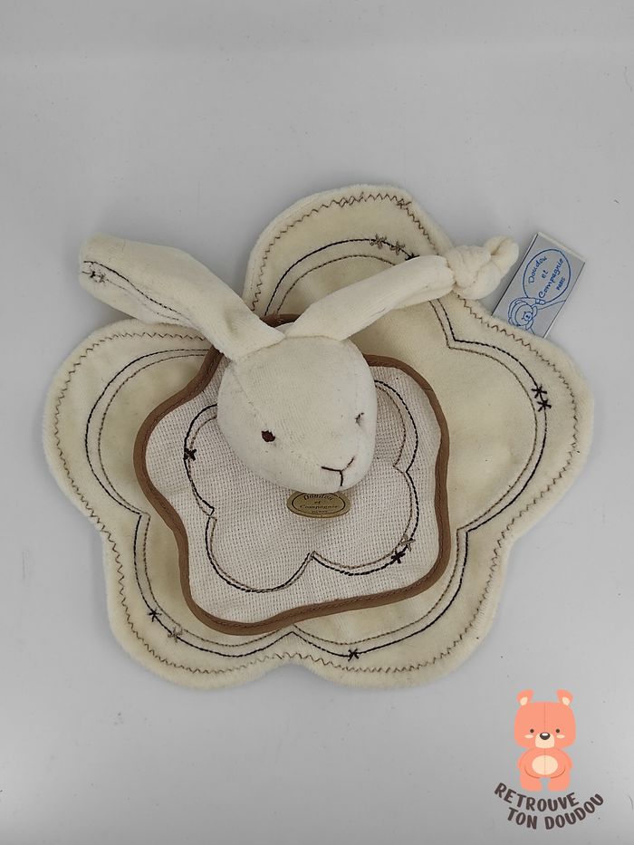 Doudou Plat Rond Lapin crème à broder Doudou et Compagnie