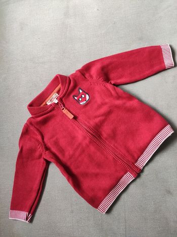 Gilet rouge 9 mois du pareil au même