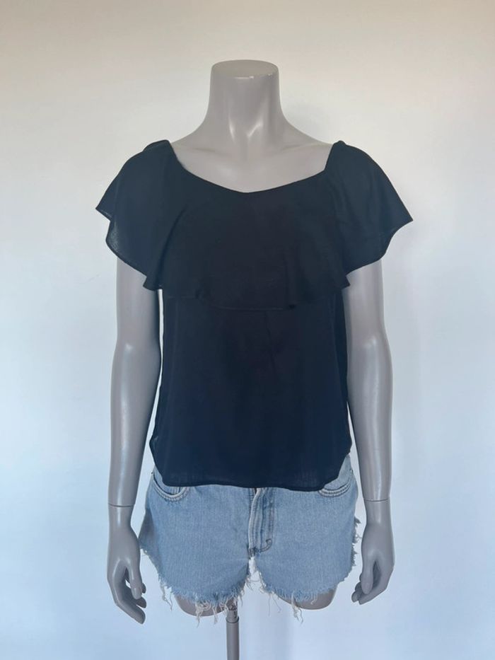 T-shirt noir Oysho col avec volants – taille S – épaules dénudées - photo numéro 4