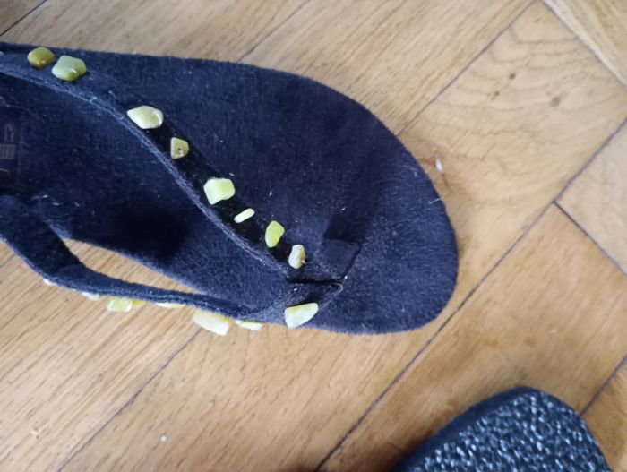 Tongs, tongs noirs, tongs perles - photo numéro 5