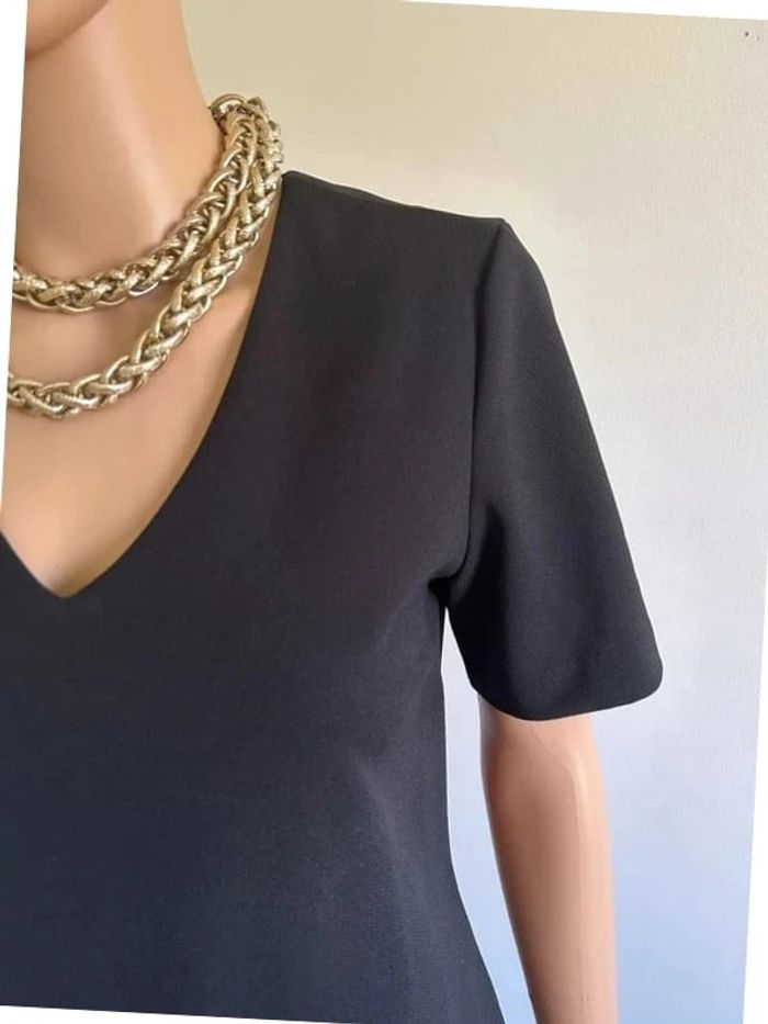 Robe noire à manches courtes WE taille S jamais portée - photo numéro 6