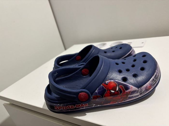 Croc Spiderman - photo numéro 2