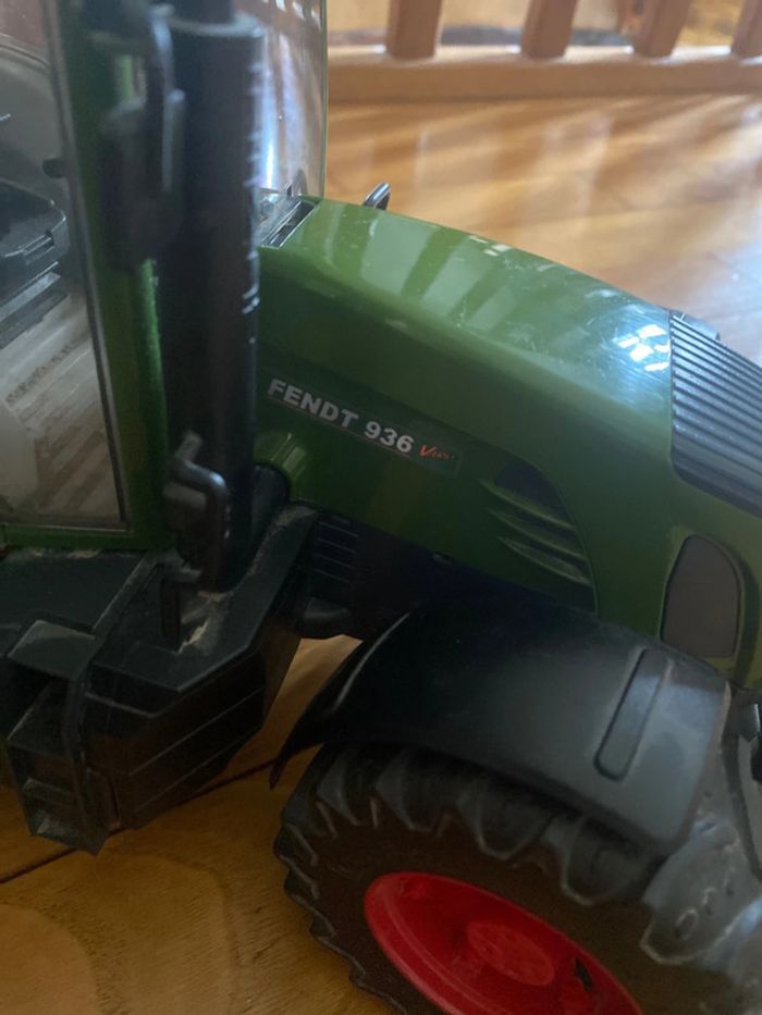 Tracteur fendt 936 - photo numéro 2