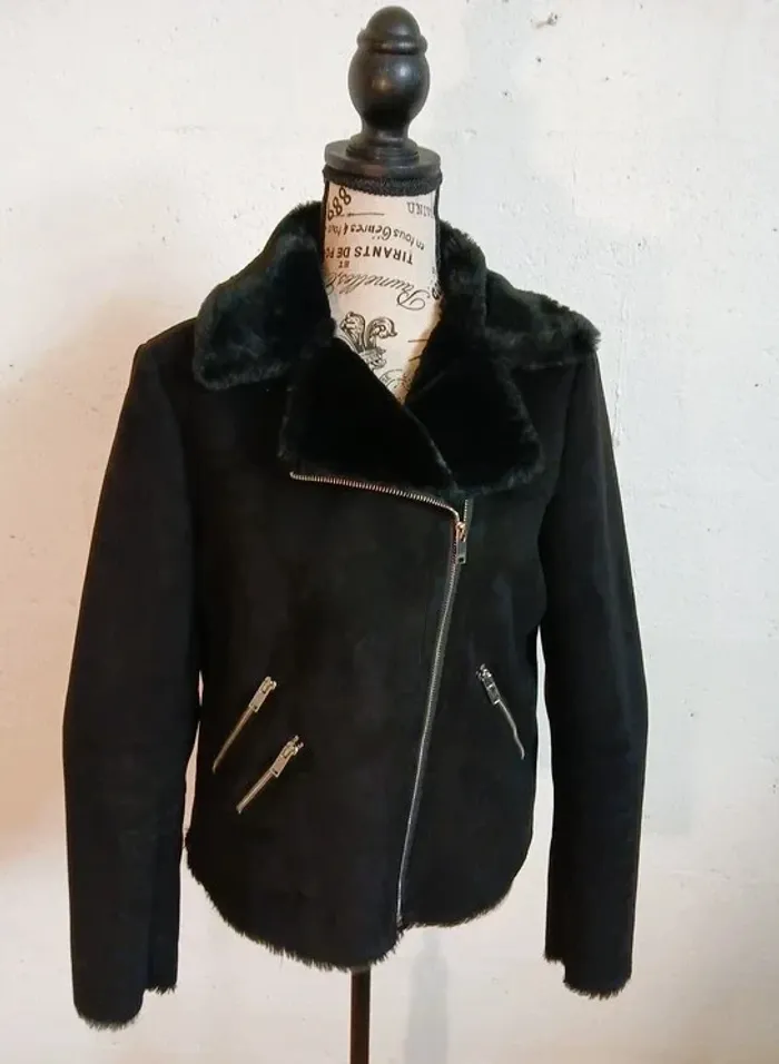 🖤 Veste doublée fausse fourrure – Etam – Taille 40 – Bon état - photo numéro 7