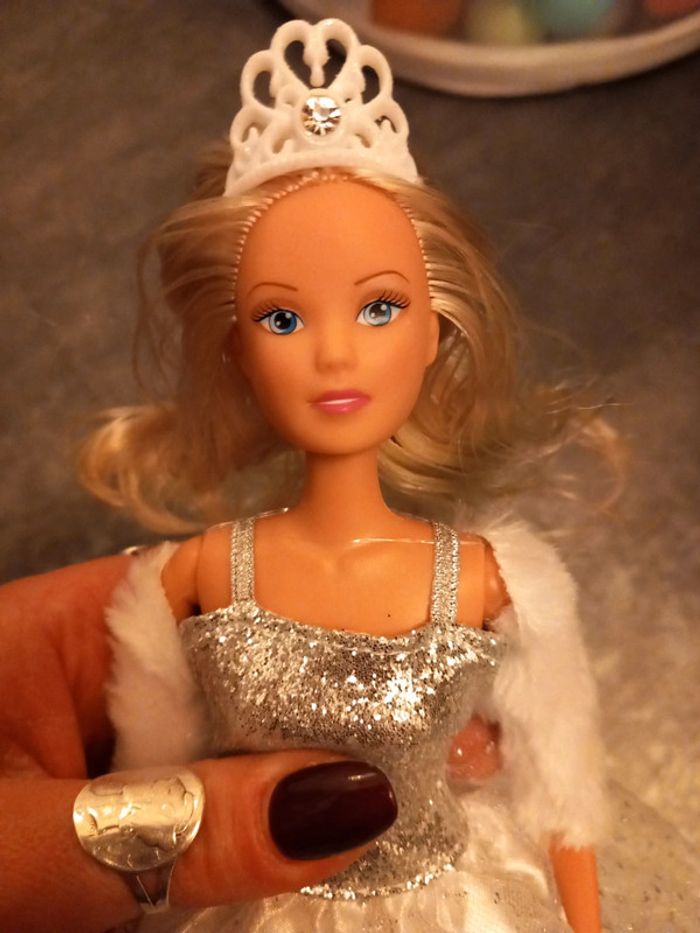 Poupée soirée - photo numéro 5