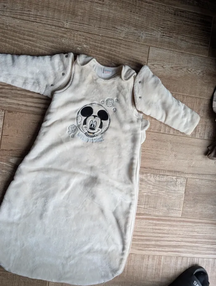 Turbulette chaude manches amovible disney