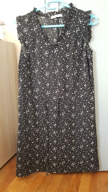 Robe noire étoiles