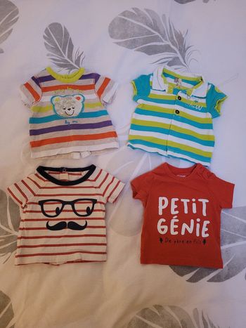 Lot 4 t-shirt 1 mois