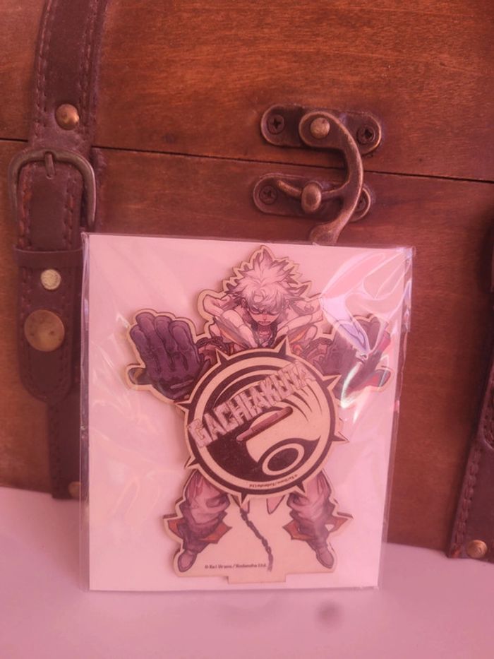 Manga Gachiakuta standee en bois