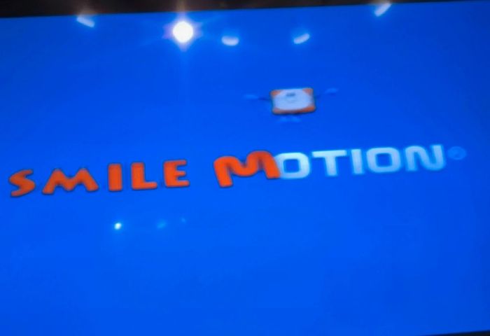 VTech Console enfant v smile motion avec manette et 1 jeu winny l'ourson et chargeur secteur - photo numéro 6