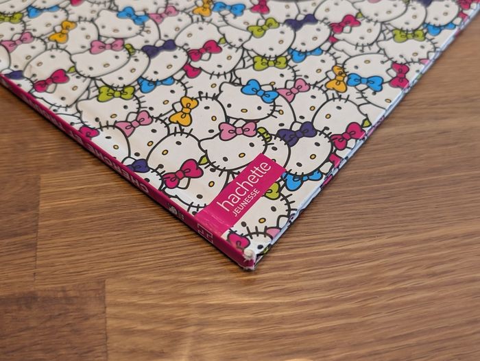 Livre cherche et trouve Hello Kitty - photo numéro 7