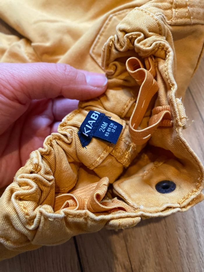 Jean jaune 24 mois - photo numéro 4