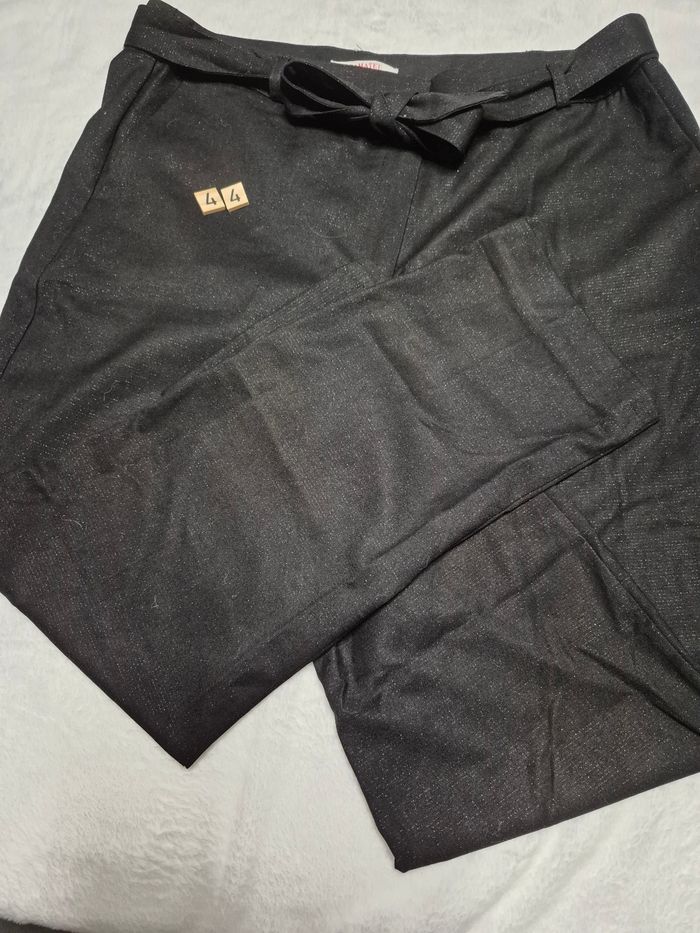 Pantalon droit noir T44 camaïeu