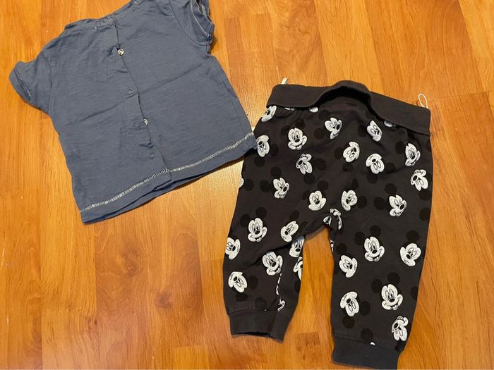 Ensemble Mickey 3 mois - photo numéro 2