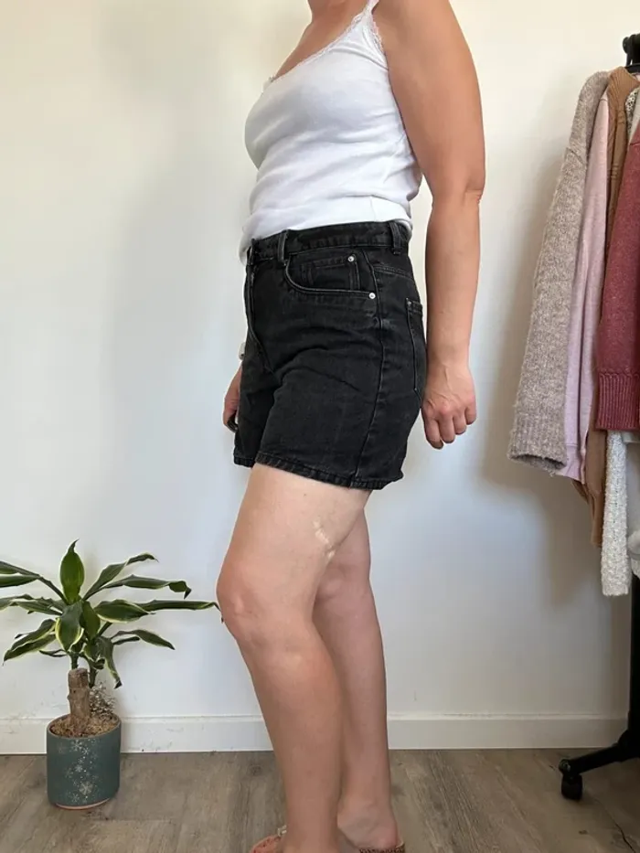 Pimkie Short en jean noir – Taille 38 – Très bon état - photo numéro 4