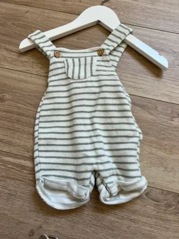 Combinaison tape à l’œil