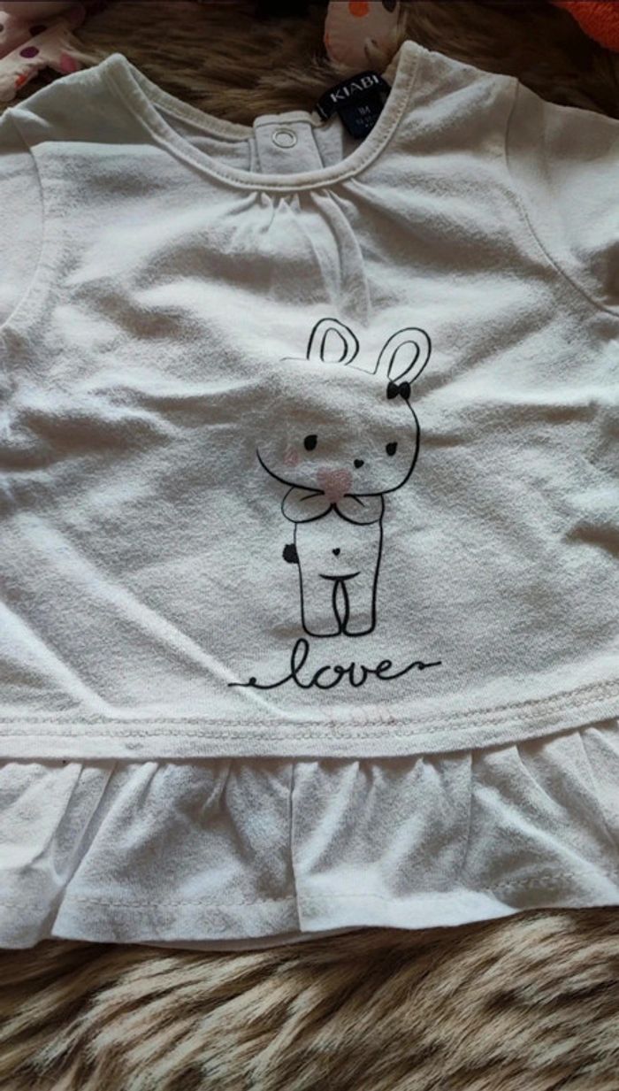 Ensemble  t-shirt  blanc leggigng gris kiabi 1 mois - photo numéro 4