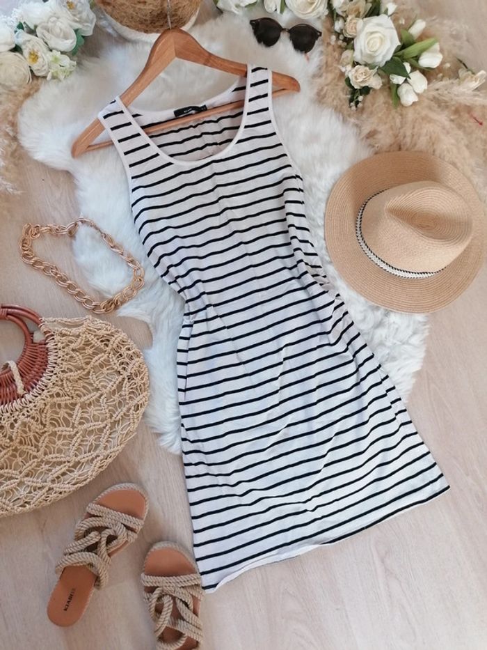 Jolie robe de grossesse taille 38 maternité