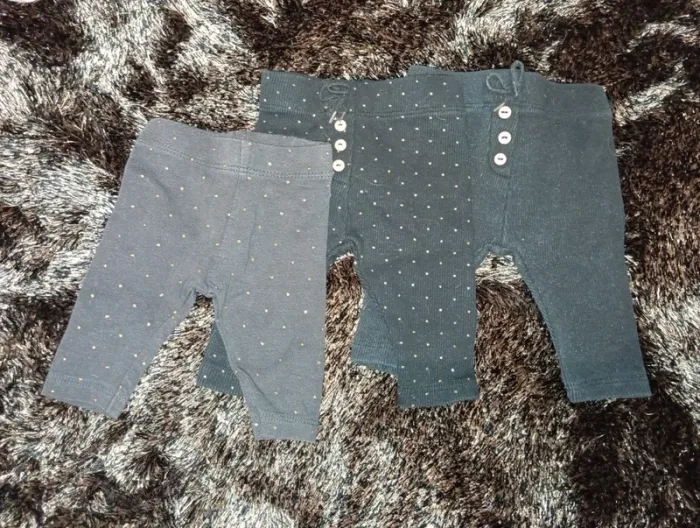 Lot vêtements bébé fille 1 mois 43 pièces - photo numéro 3