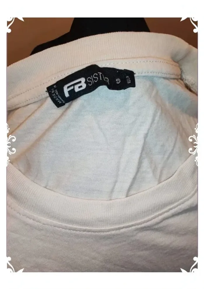 T-shirt fb sister - photo numéro 3