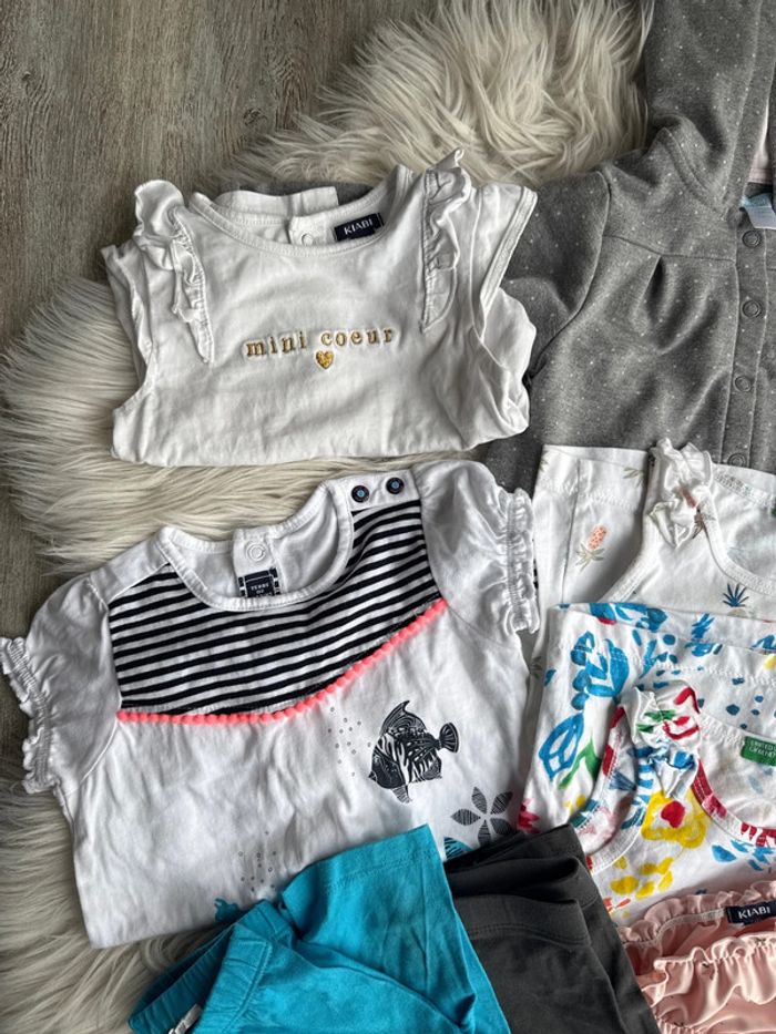 Lot de vêtements fille 12 mois - photo numéro 3