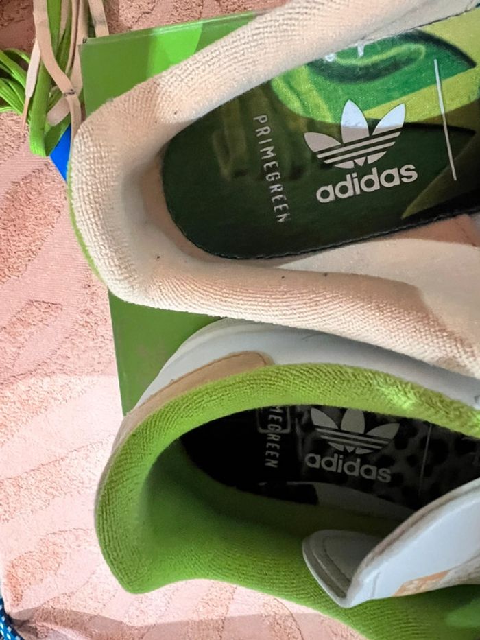Basket adidas Stan smith édition limitée Disney : Kermit et Peggy pointure 38 2/3 - photo numéro 6