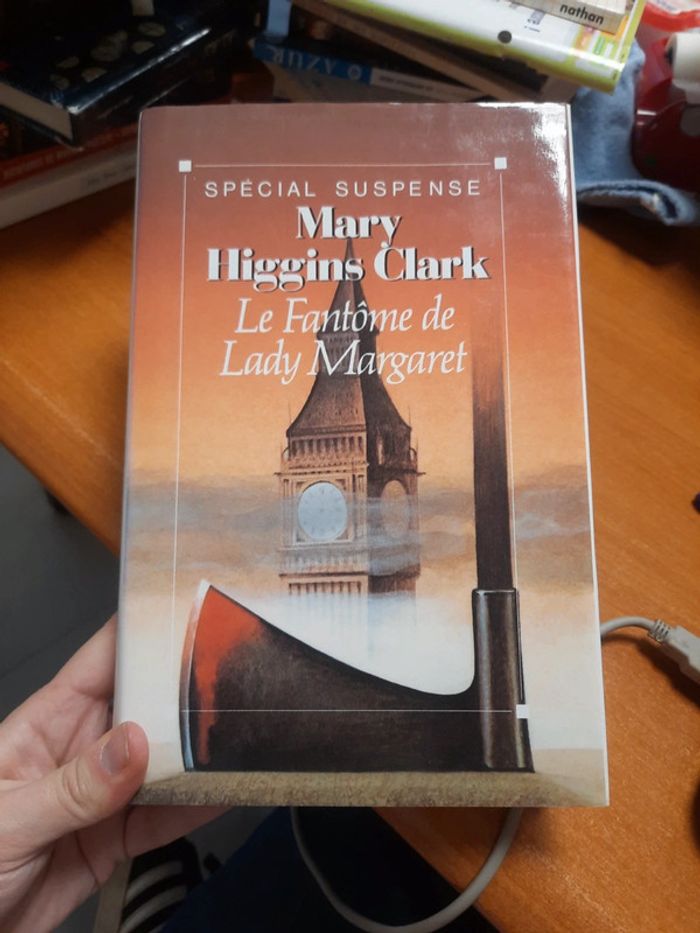 Gros livre Mary Higgins clark