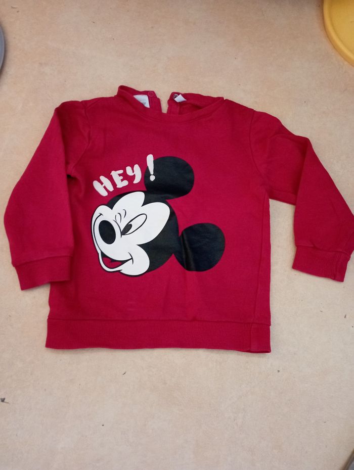 Sweat mickey