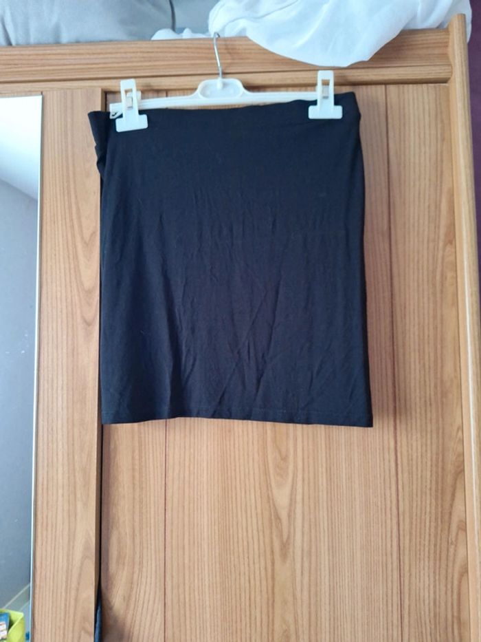 Jupe noire strech - photo numéro 2