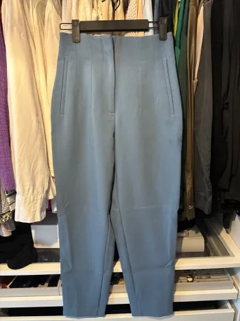 Pantalon bleu gris