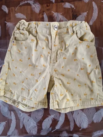Short taille 6 ans