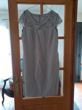 robe grise