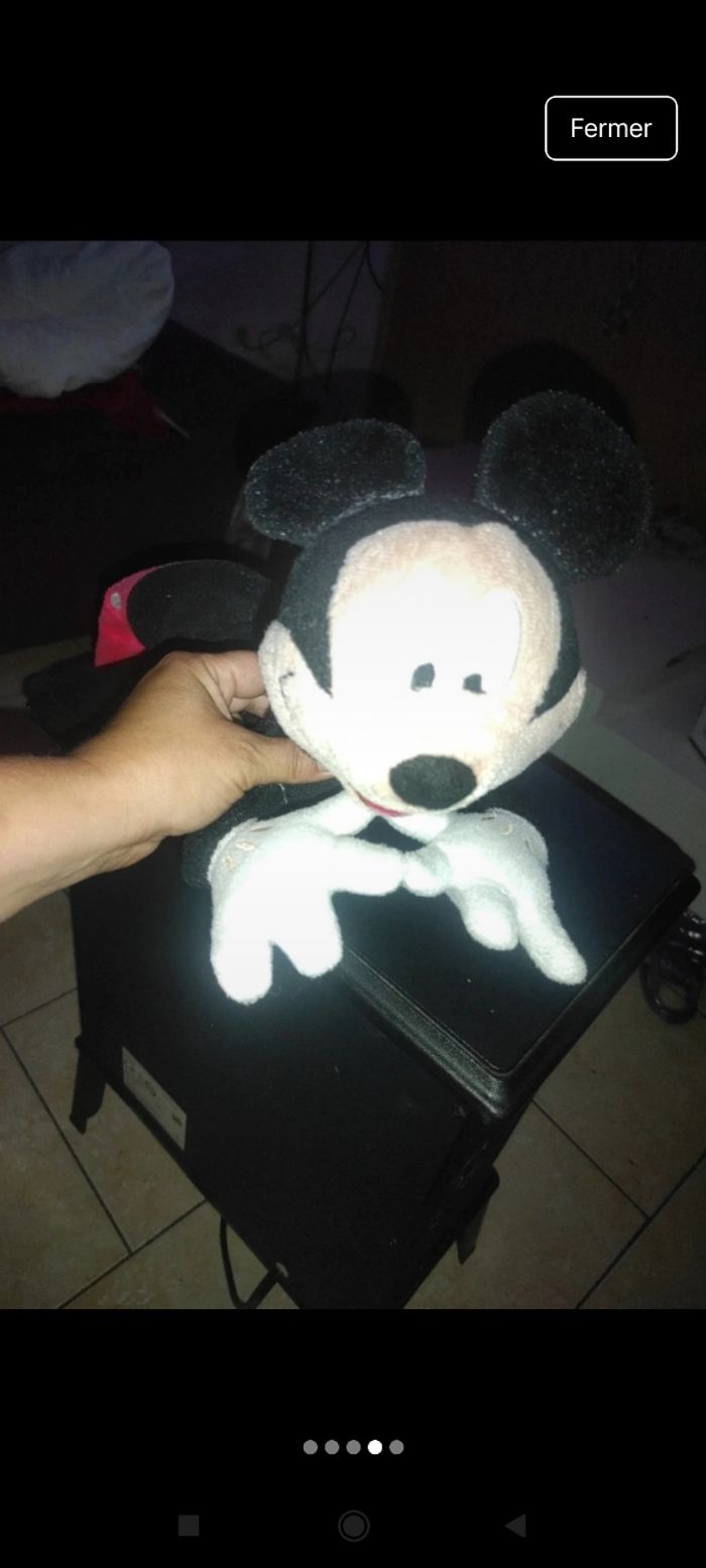 Très belle peluche Mickey j39 - photo numéro 2
