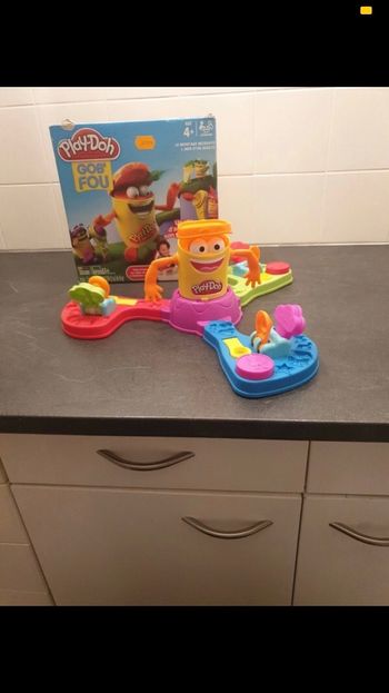 Jeu de pâte à modeler catapulte