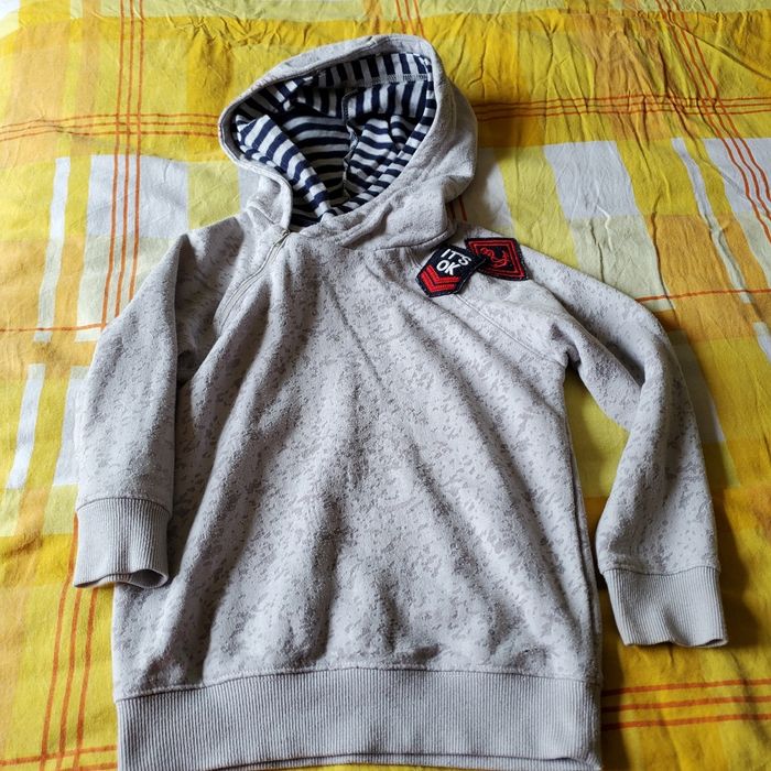 pull ikks 6ans  (5e)