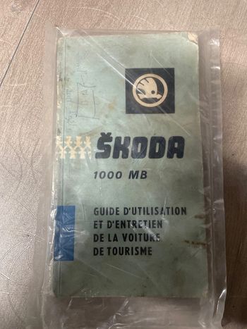 Revue guide utilisation Skoda 1000 mb