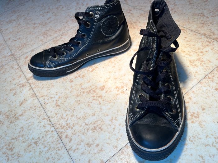 Basket converse en cuir femme noires 37 en très bon état - photo numéro 2