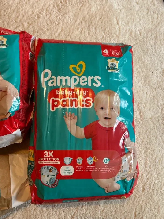 Lot de 53 couches Culottes - pants Pampers baby dry taille 4 9-15kg - photo numéro 2