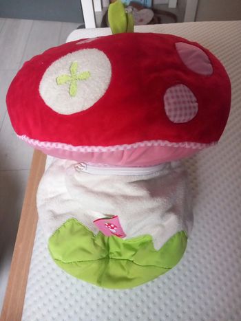 Peluche cache pyjama