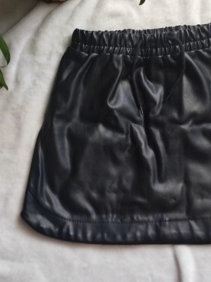 Jupe courte 6/7ans - photo numéro 2