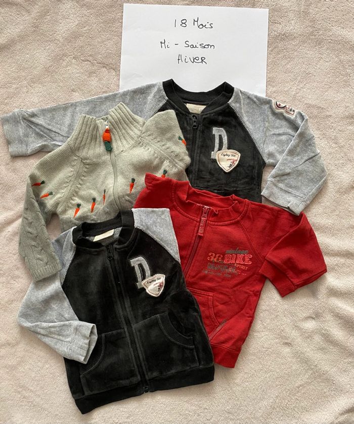 Lot de 4 gilets / pulls zippés chauds - 18 mois - Du pareil au même & autre - TBE