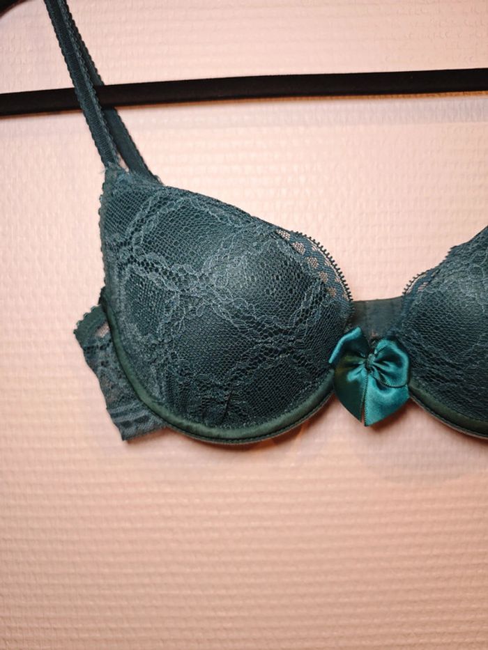 Soutien-gorge Passionata vert sapin en dentelle - photo numéro 2