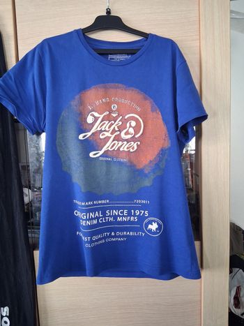 Tee-shirt