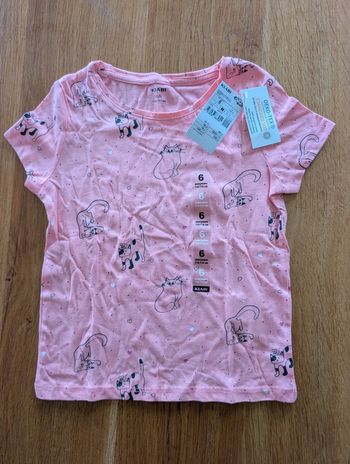 Tee-shirt rose motifs chat 6 ans neuf