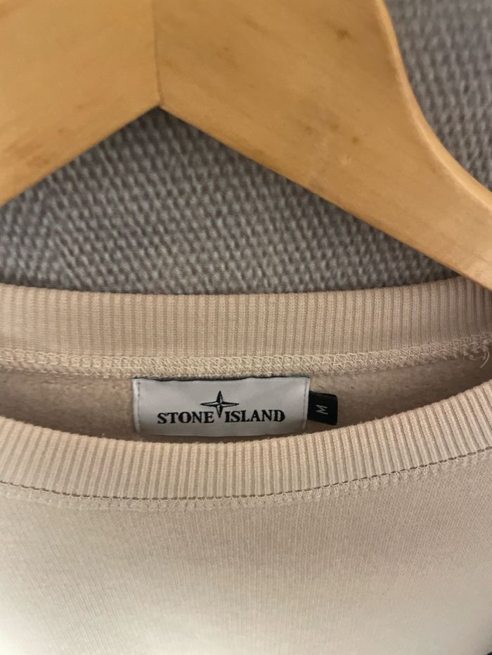 Sweat, Stone Island, beige 100 % coton, taille  m Très bon état - photo numéro 2