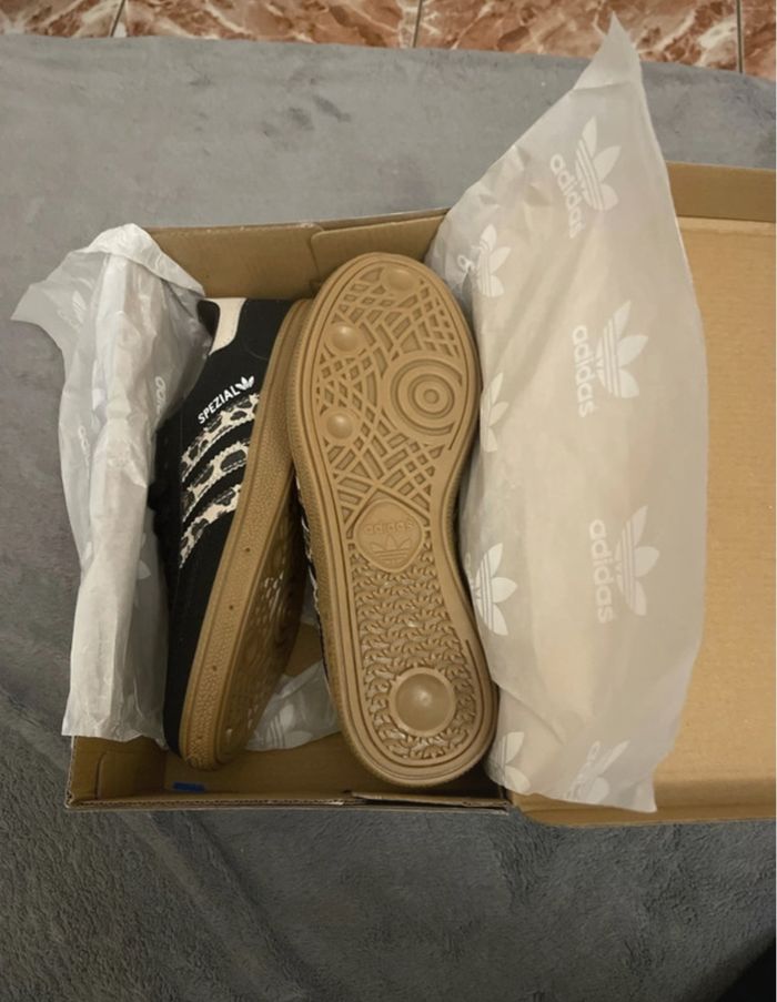 Chaussures adidas - photo numéro 2